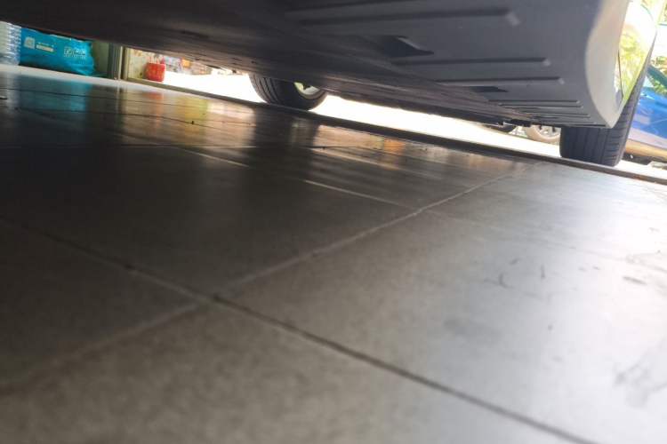 Used XPeng P7 2021 670E Pengyi Edition Chassis Rear Right