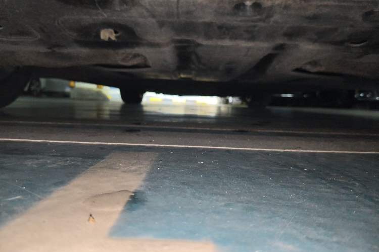 Used XPeng P7 2021 670E Pengyi Edition Chassis Rear