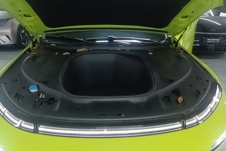 Used XPeng P7 2021 670E Pengyi Edition Engine Bay