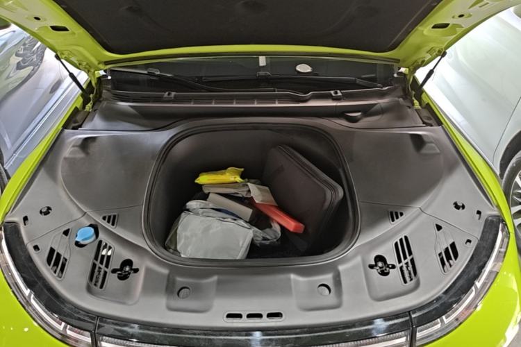 Used XPeng P7 2021 670E Pengyi Edition Engine Bay