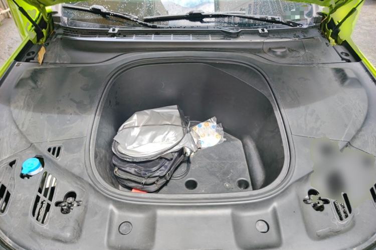 Used XPeng P7 2021 562E Pengyi Performance Edition Engine Bay