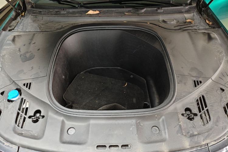 Used XPeng P7 2021 480N Engine Bay