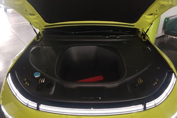 Used XPeng P7 2021 562E Pengyi Performance Edition Engine Bay