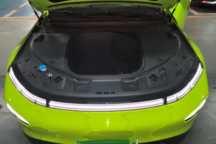 Used XPeng P7 2021 670E Pengyi Edition Engine Bay