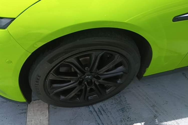 Used XPeng P7 2021 562E Pengyi Performance Edition Exterior 4