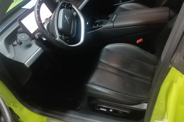 Used XPeng P7 2021 670E Pengyi Edition Left Front Seat