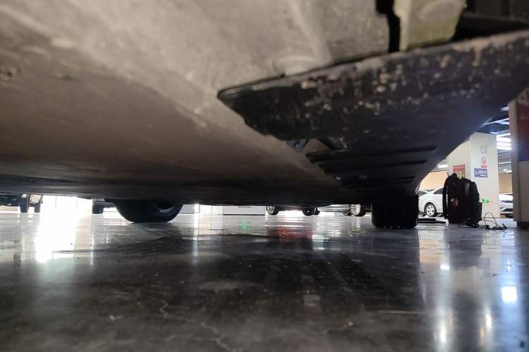 Used XPeng P7 2021 562E Pengyi Performance Edition Left Side Sill