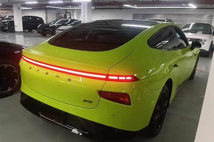 Used XPeng P7 2021 670E Pengyi Edition Rear Right 45 Deg