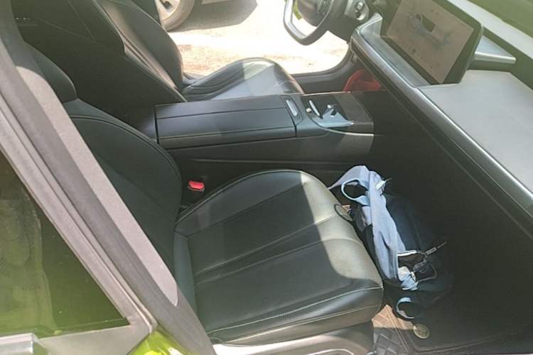 Used XPeng P7 2021 562E Pengyi Performance Edition Right Front Seat