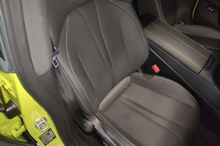 Used XPeng P7 2021 562E Pengyi Performance Edition Right Front Seat