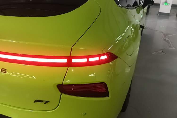 Used XPeng P7 2021 670E Pengyi Edition Right Rear Taillight