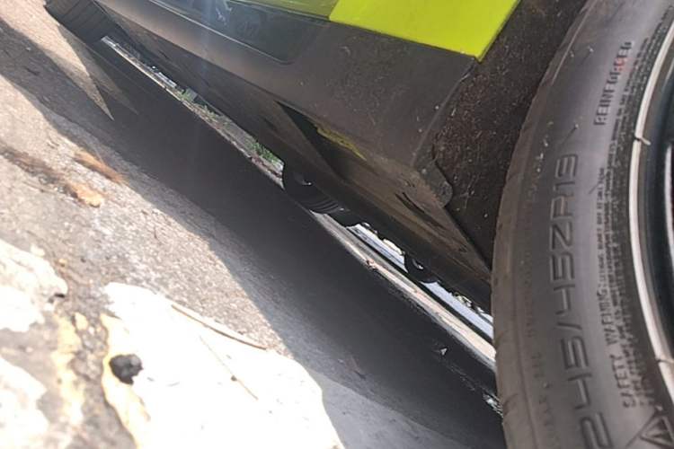 Used XPeng P7 2021 562E Pengyi Performance Edition Right Side Sill