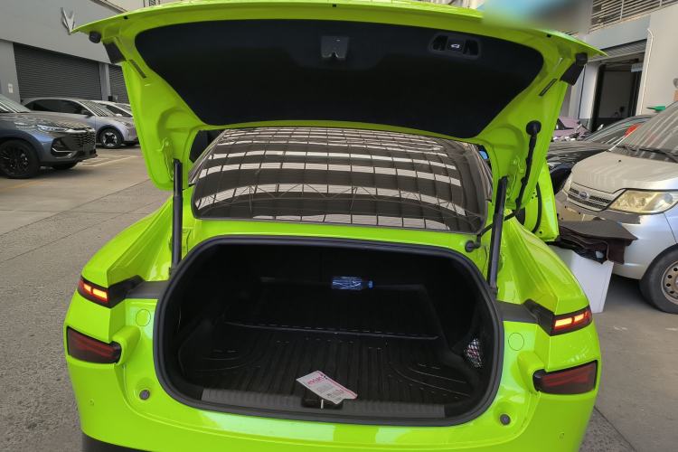 Used XPeng P7 2021 670E Pengyi Edition Trunk