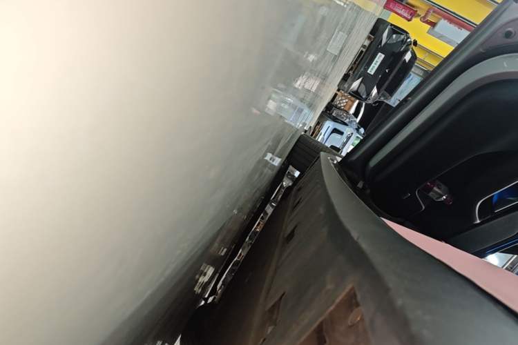 Used XPeng P7 2021 480G Left Side Sill