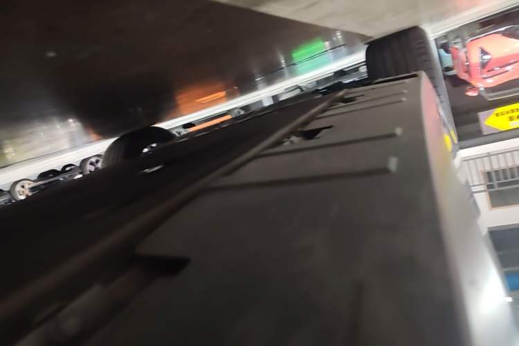 Used XPeng P7 2021 480N Chassis Front Left