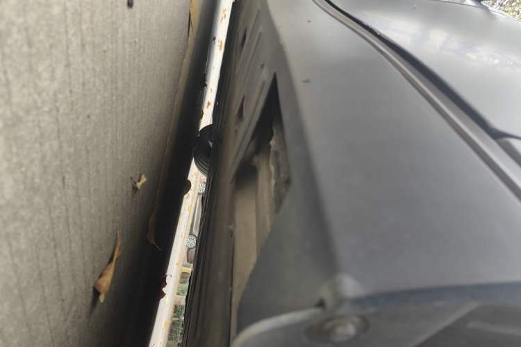 Used XPeng P7 2021 480G Chassis Rear Left