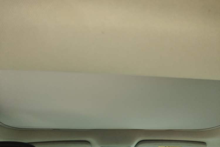 Used XPeng P7 2021 480G Headliner