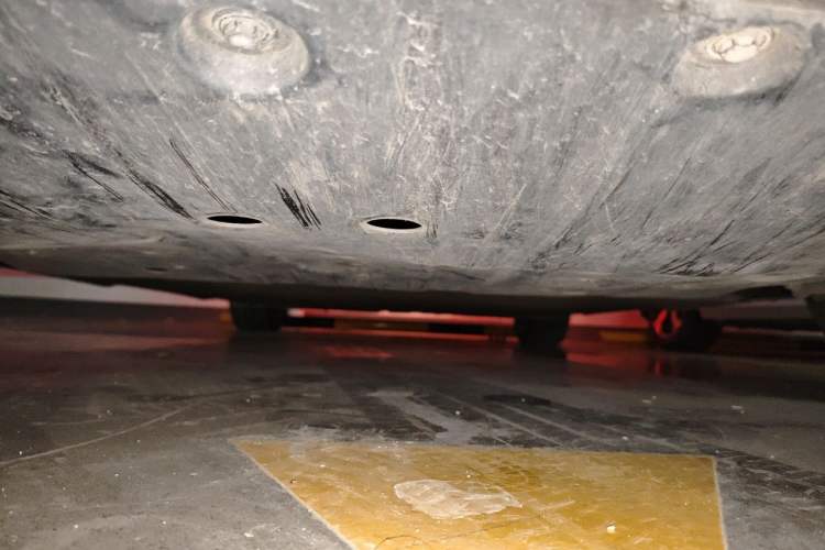 Used XPeng P7 2021 670G Chassis Front