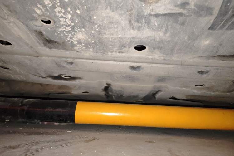 Used XPeng P7 2021 670G Chassis Rear