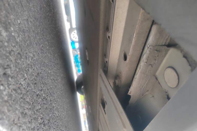 Used XPeng P7 2021 480N Chassis Rear Right