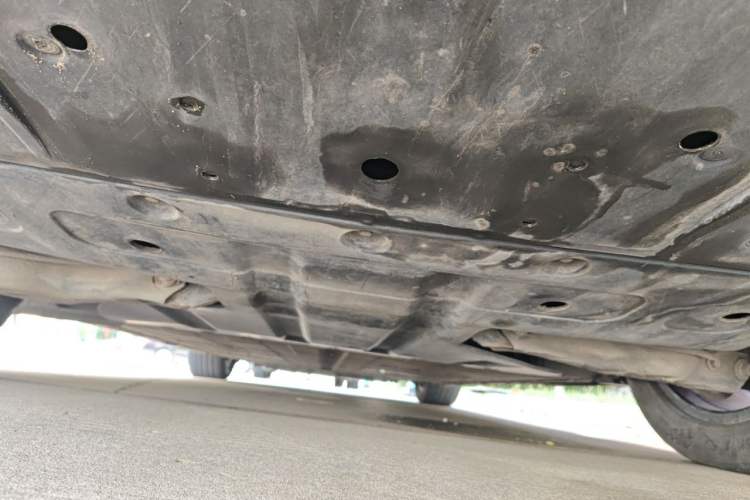 Used XPeng P7 2021 670G Chassis Rear