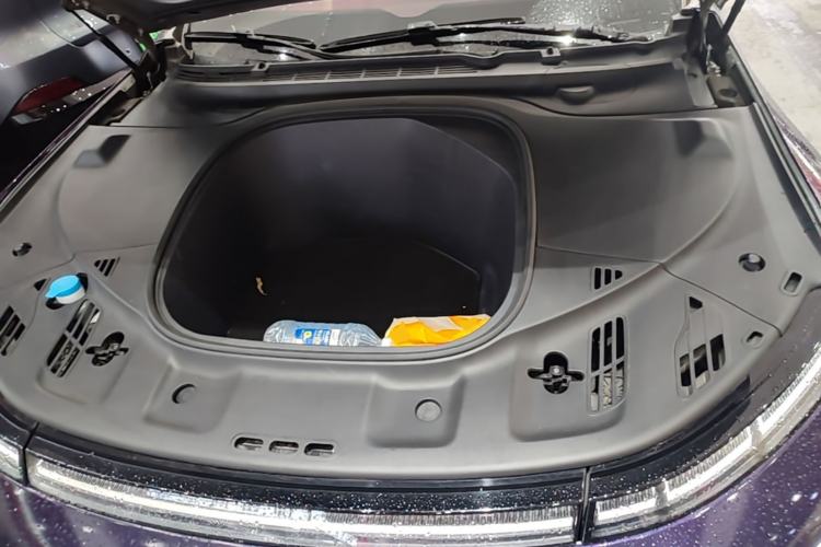 Used XPeng P7 2021 480E Engine Bay