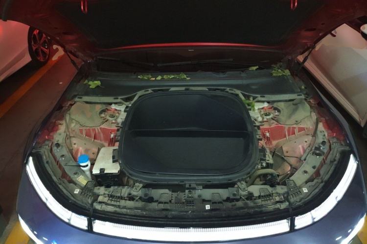 Used XPeng P7 2021 670G Engine Bay
