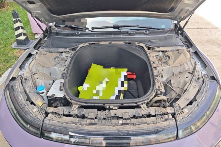 Used XPeng P7 2021 670G Engine Bay