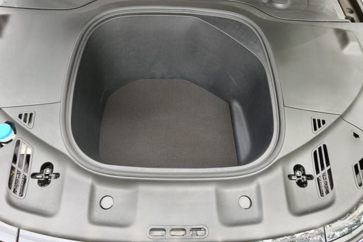 Used XPeng P7 2021 480N Engine Bay