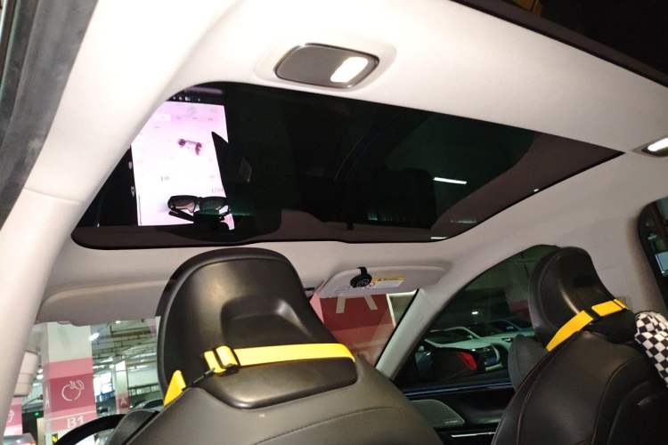 Used XPeng P7 2021 670G Headliner