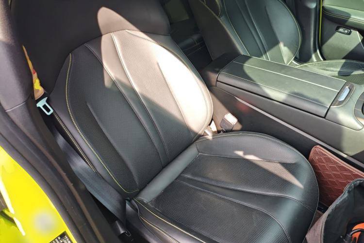 Used XPeng P7 2021 670E Pengyi Edition Right Front Seat
