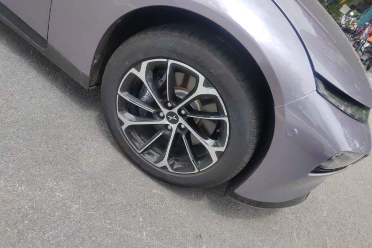 Used XPeng P7 2021 480N Right Front Wheel Hub