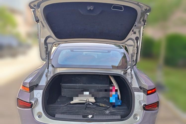 Used XPeng P7 2021 670G Trunk