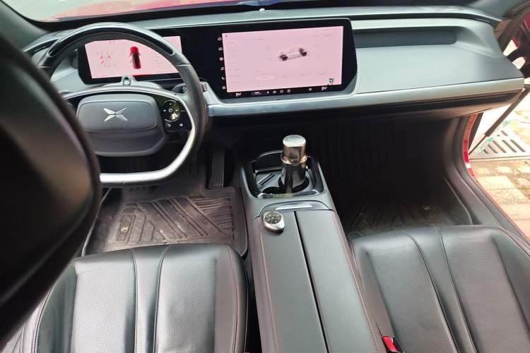 Used XPeng P7 2021 670E Pengyi Edition Center Console