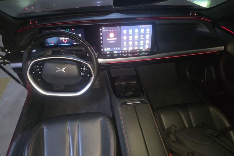 Used XPeng P7 2021 562E Pengyi Performance Edition Center Console