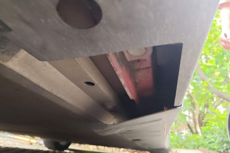 Used XPeng P7 2021 670E Pengyi Edition Chassis Front Left