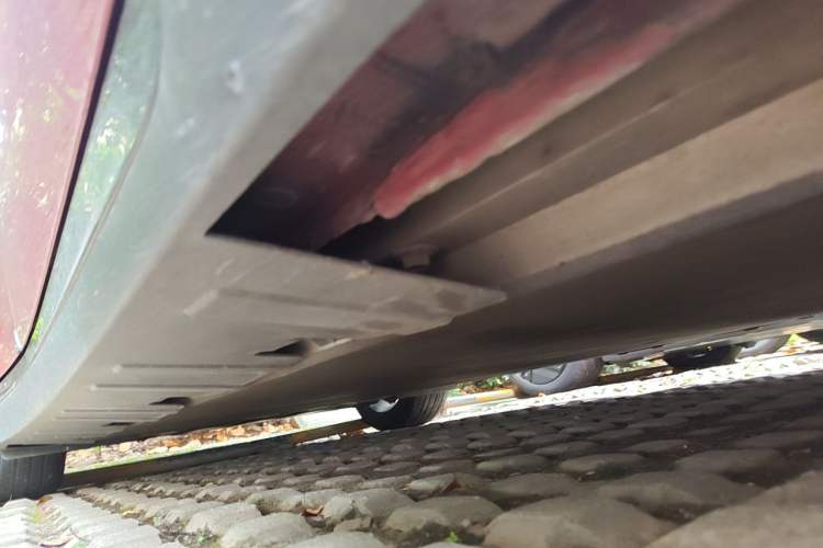 Used XPeng P7 2021 670E Pengyi Edition Chassis Front Right
