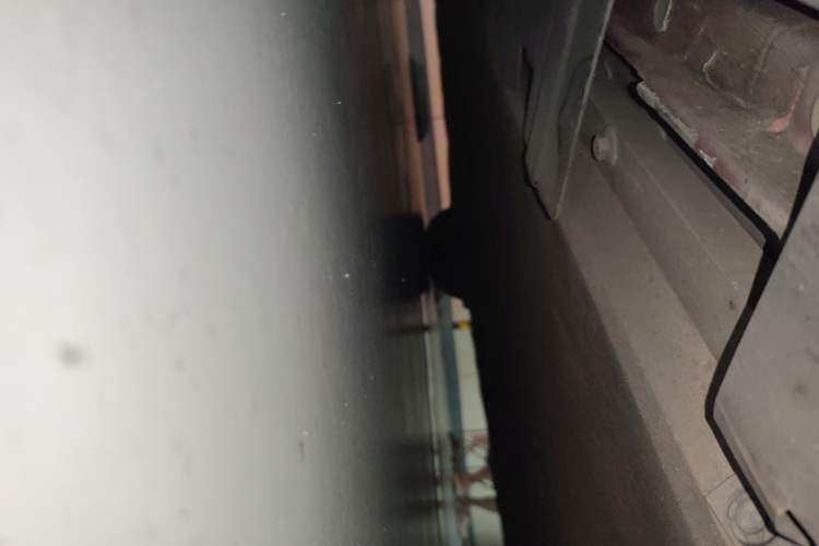 Used XPeng P7 2021 670E Pengyi Edition Chassis Front Right
