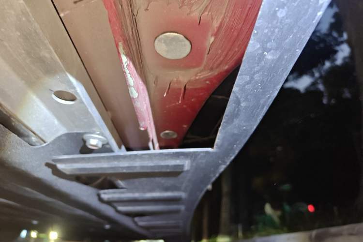 Used XPeng P7 2021 480E Chassis Rear Right