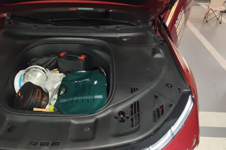 Used XPeng P7 2021 670E Pengyi Edition Engine Bay Left