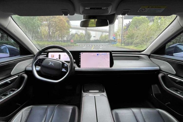Used XPeng P7 2021 480G Interior 1