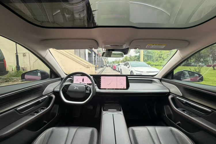 Used XPeng P7 2021 670G Interior 2