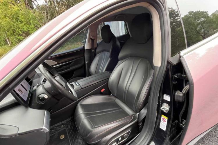 Used XPeng P7 2021 480G Interior 3