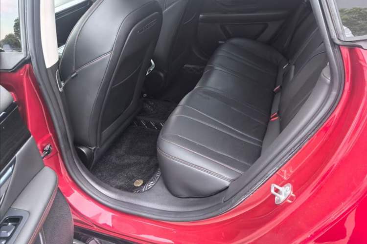 Used XPeng P7 2021 670G Interior 3
