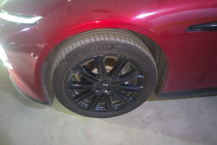 Used XPeng P7 2021 562E Pengyi Performance Edition Left Front Wheel Hub