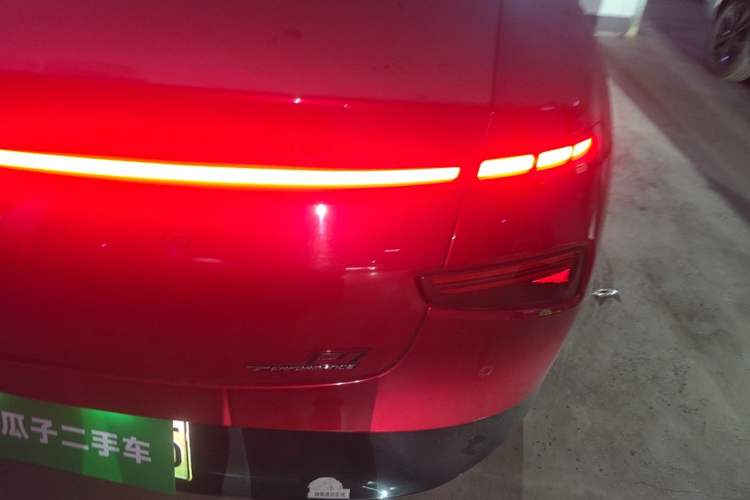 Used XPeng P7 2021 562E Pengyi Performance Edition Right Rear Taillight