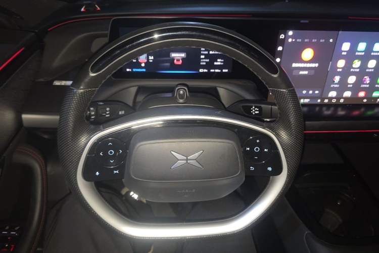 Used XPeng P7 2021 562E Pengyi Performance Edition Steering Wheel