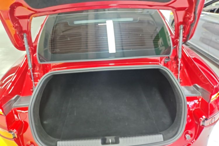 Used XPeng P7 2021 480N Trunk