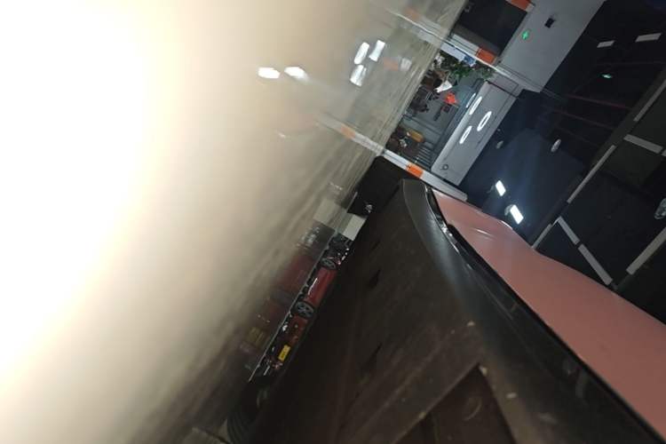 Used XPeng P7 2021 480G Right Side Sill