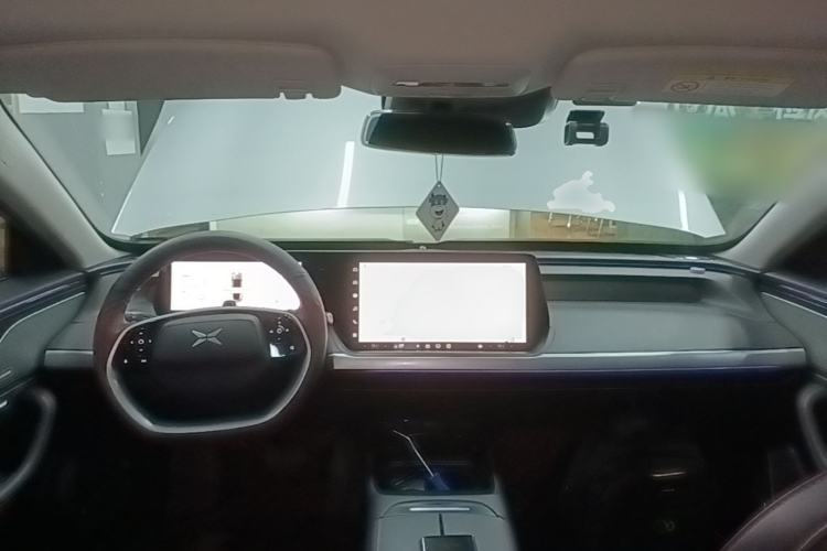 Used XPeng P7 2021 670G Center Console